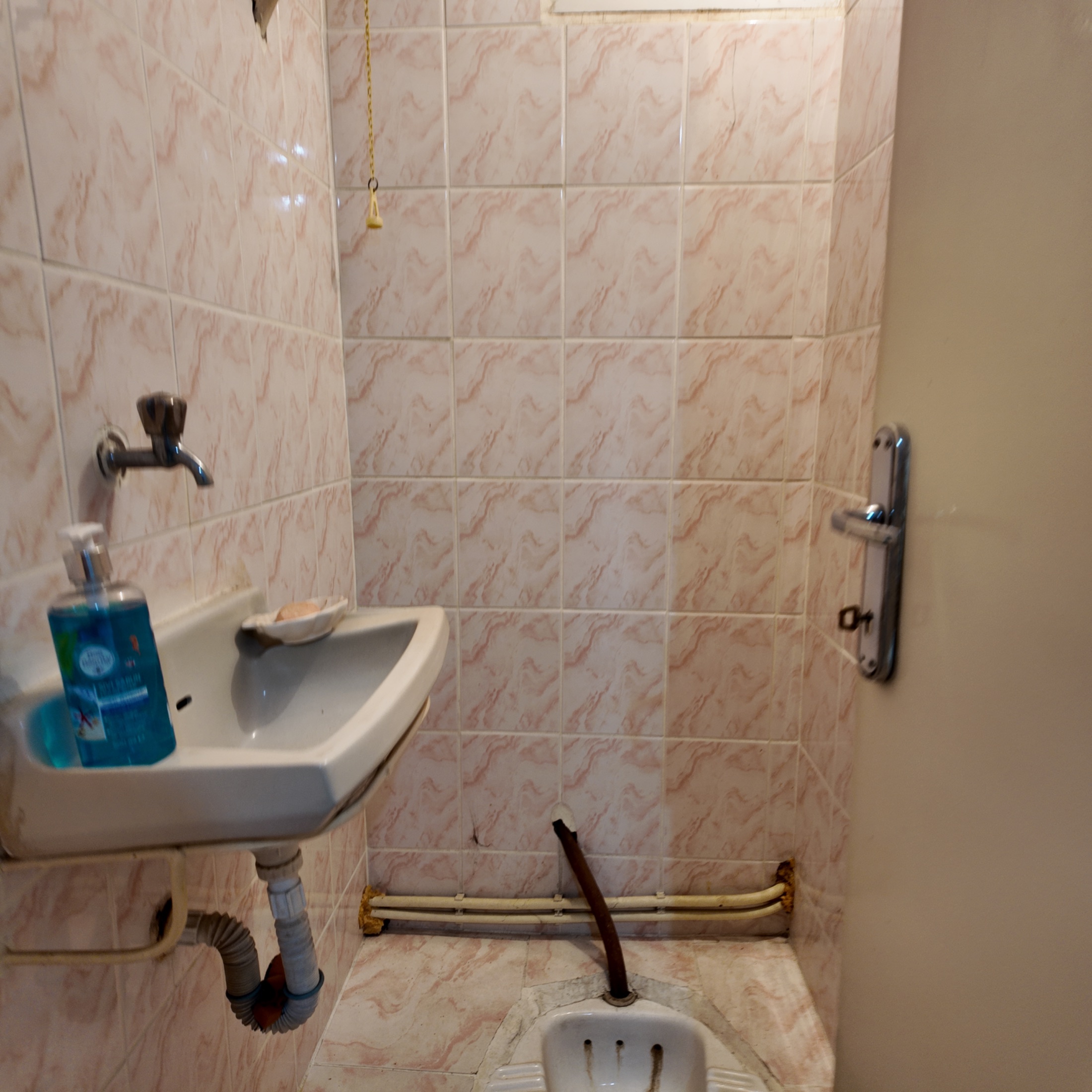 KETHÜDA MAHALLESİNDE BAKIMLI DOĞALGAZLI 125 M2 ARAKAT 3+1 DAİRE 13