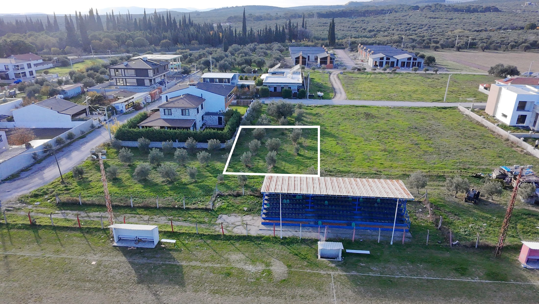 Süleymanlıda 398 m² %40 İmarlı 2 Villalık Uygun Arsa