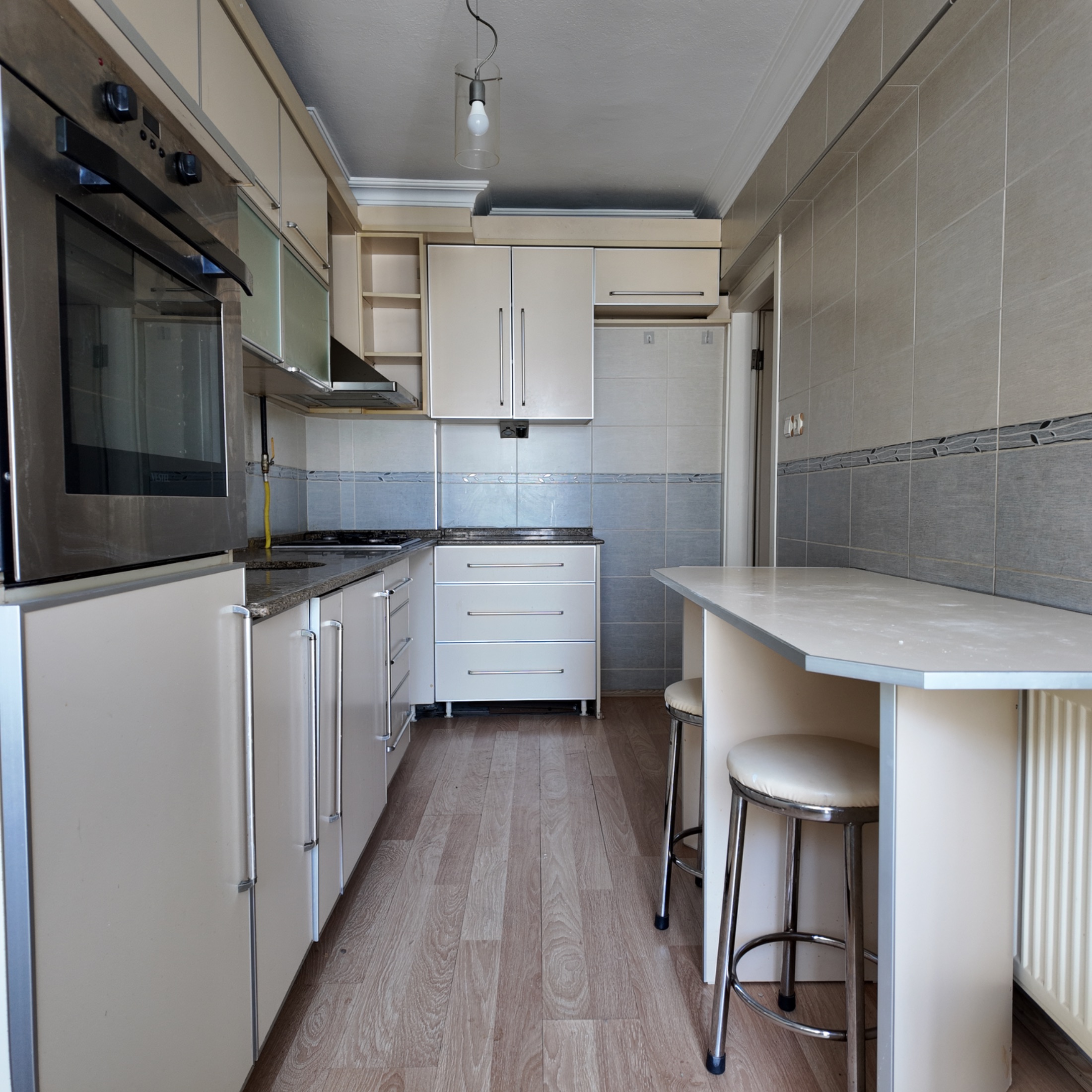 RAGIPBEY MERKEZİ KONUMDA 125 M2 BAKIMLI DOĞALGAZLI 3+1 DAİRE 12