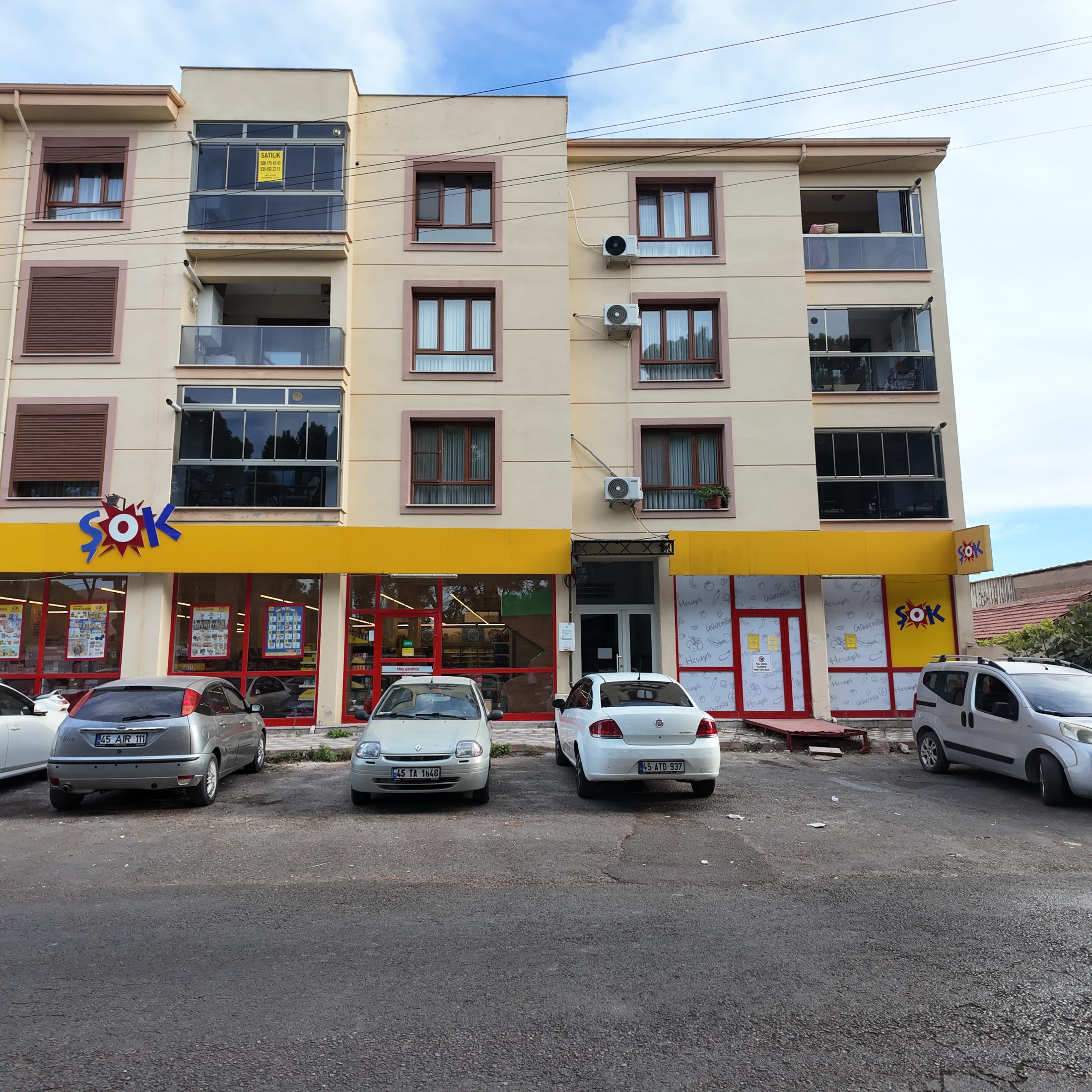 Cumhuriyet Mahallesi Çağlak Parkı Yolu 5+1 220 Satılık Dubleks