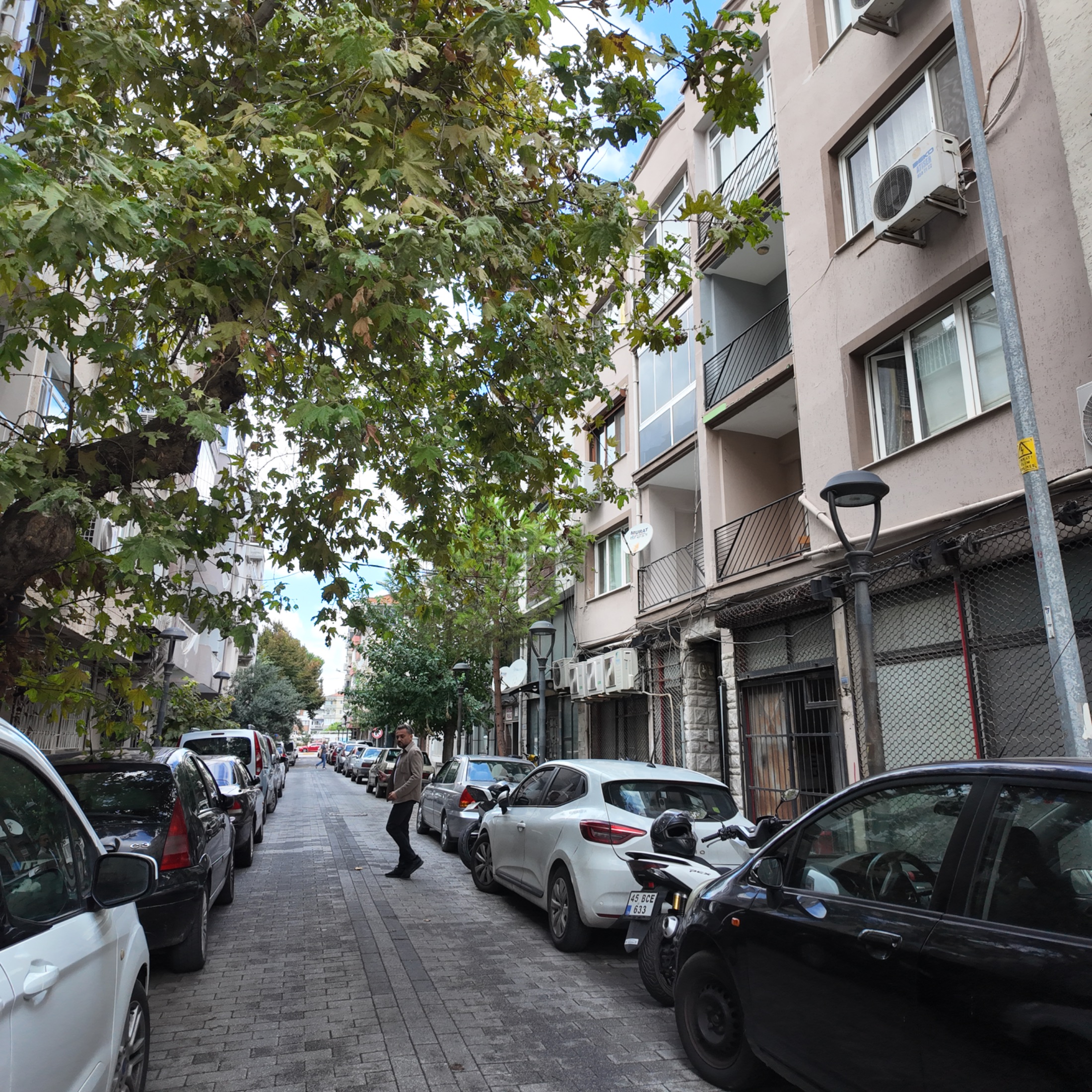 RAGIPBEY TAHİRÜN CADDESİ ARKA SOKAĞINDA 120 M2 3+1 BAKIMLI DAİRE 22