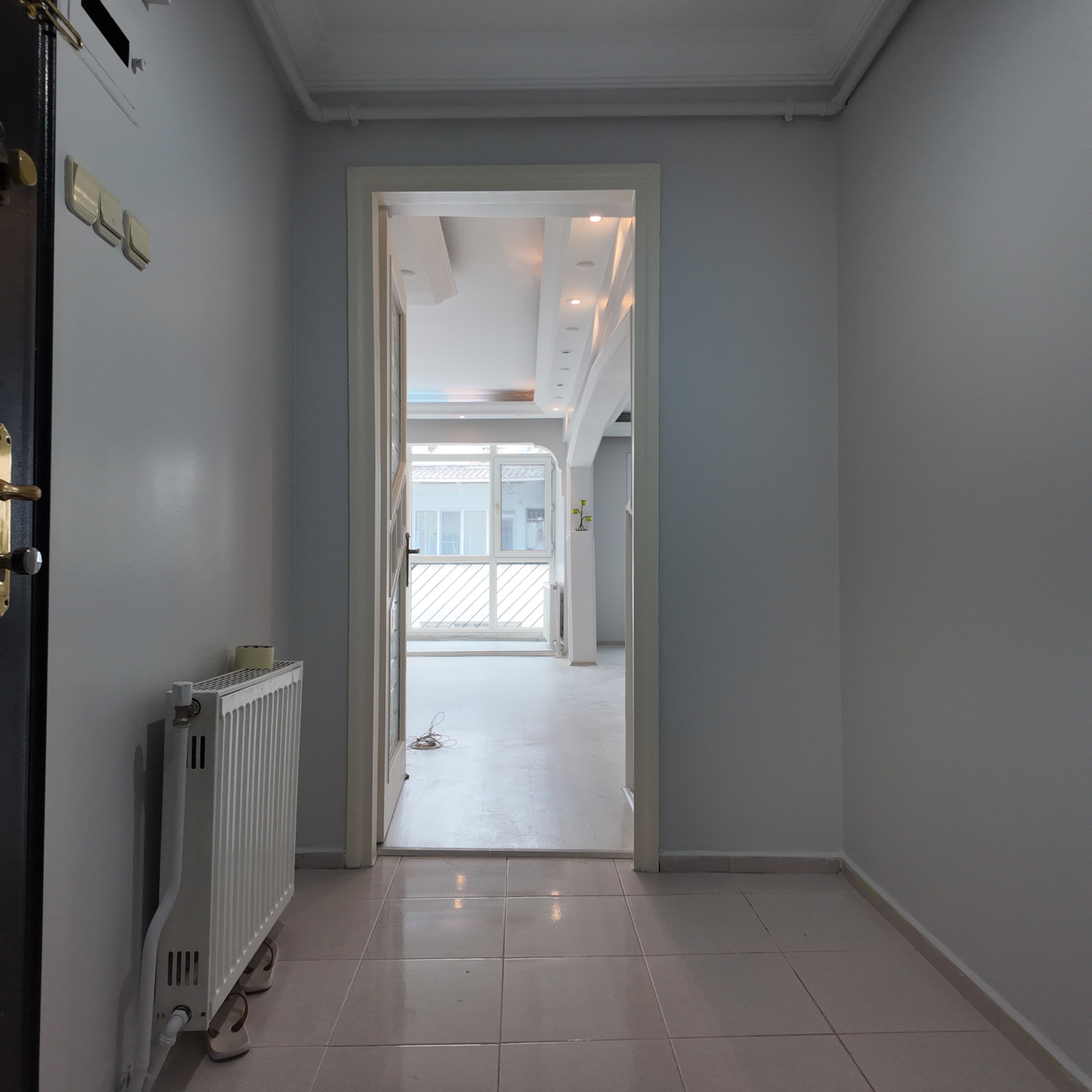 RAGIPBEY TAHİRÜN CADDESİ ARKA SOKAĞINDA 120 M2 3+1 BAKIMLI DAİRE