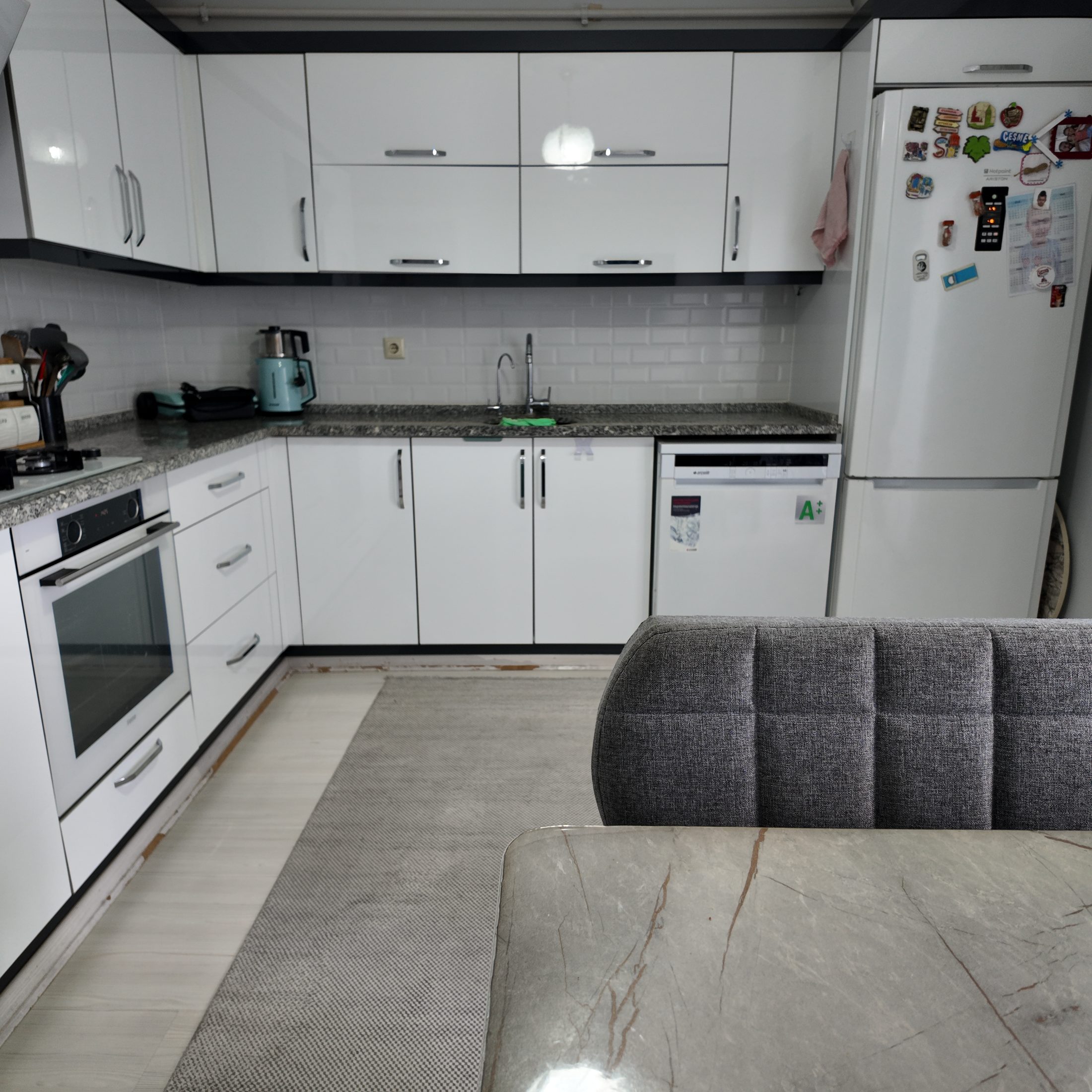 CUMHURİYET RİNG YOLUNDA 95 M2 2+1 BAKIMLI ASANSÖRLÜ DAİRE 10