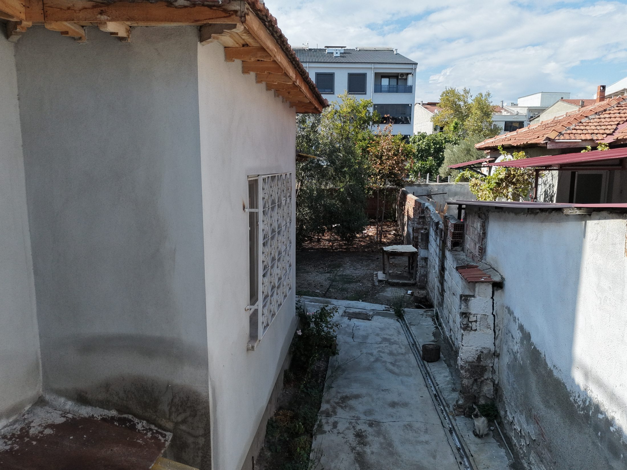 Atatürk Mahallesinde Müstakil Evli 175 m² 3 Kat İmarlı Arsa 10