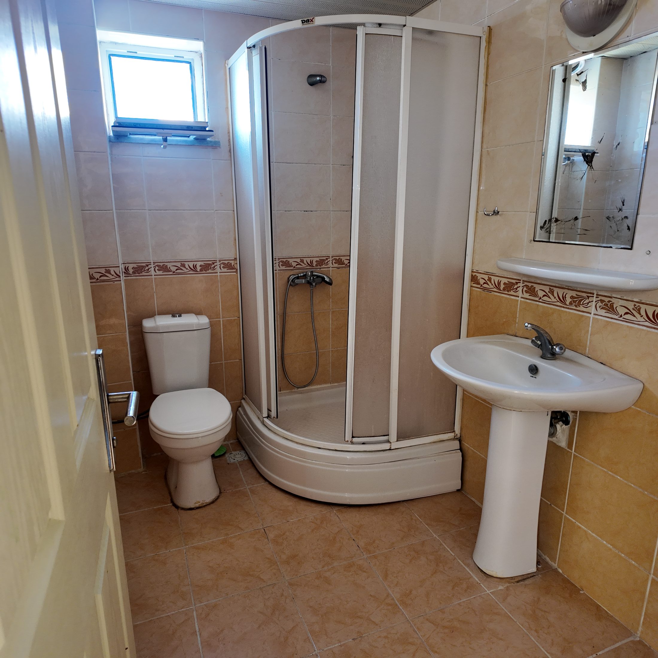 TOKİ KONUTLARI SEVİLEN BLOKTA SATILIK 130 M2 3+1 ARAKAT DAİRE 12