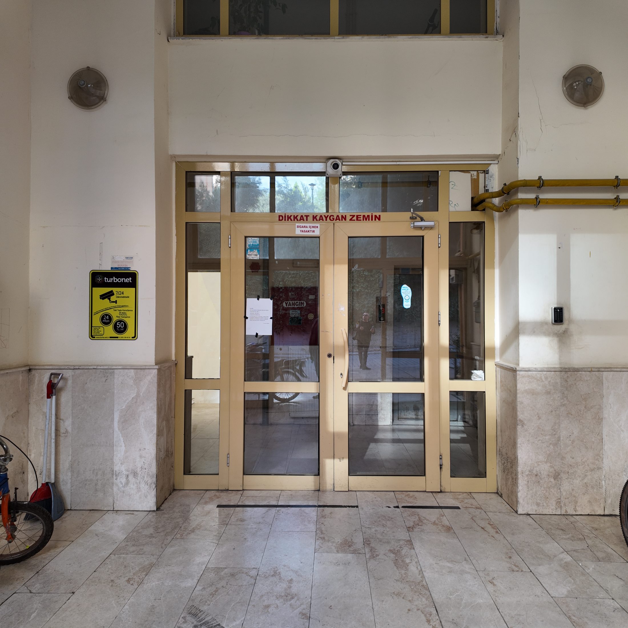 TOKİ KONUTLARI SEVİLEN BLOKTA SATILIK 130 M2 3+1 ARAKAT DAİRE 21