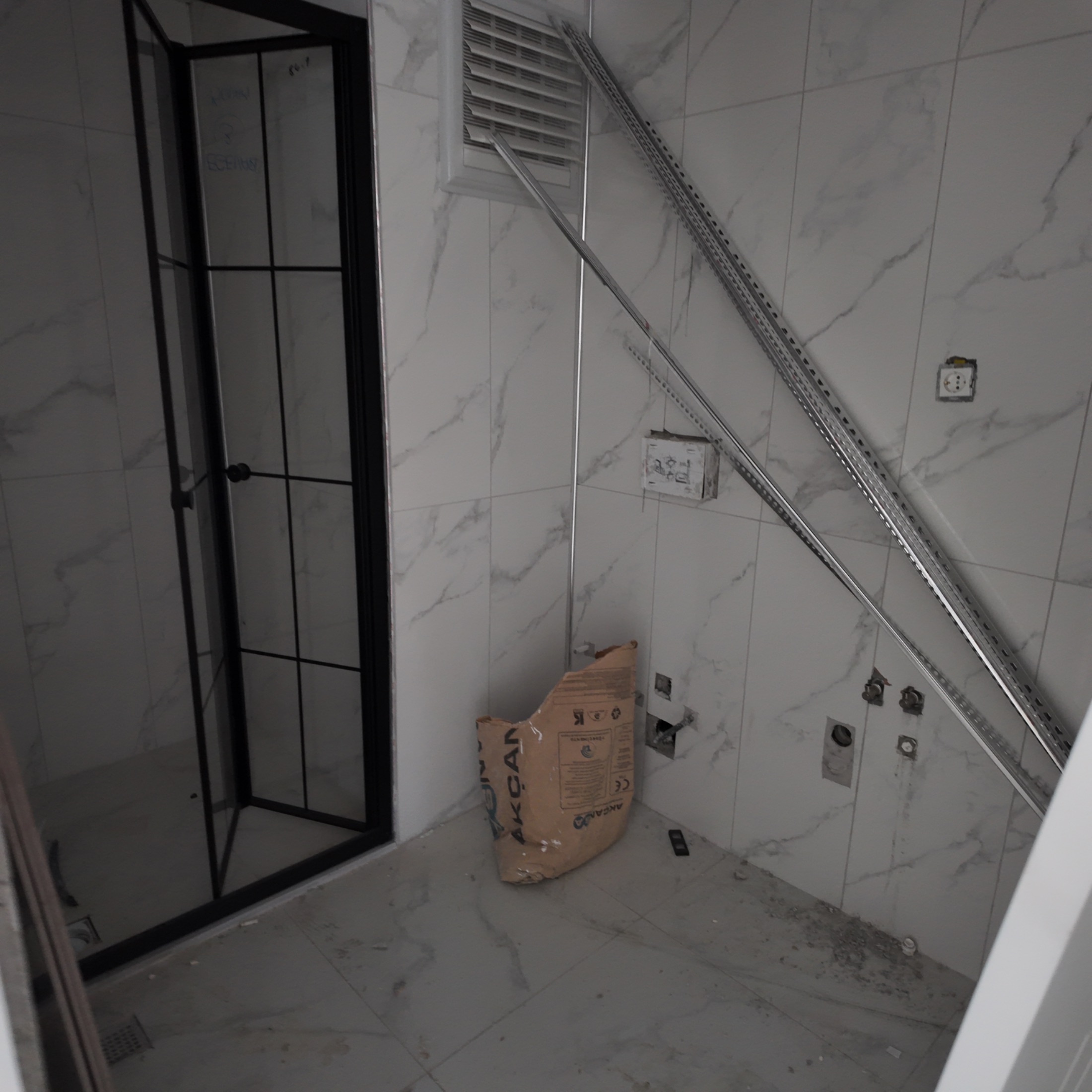 ULUCAMİİ RİNG YOLU MEVKİİ 100 M2 2+1 BAĞIMSIZ OTOPARKLI DAİRE 5