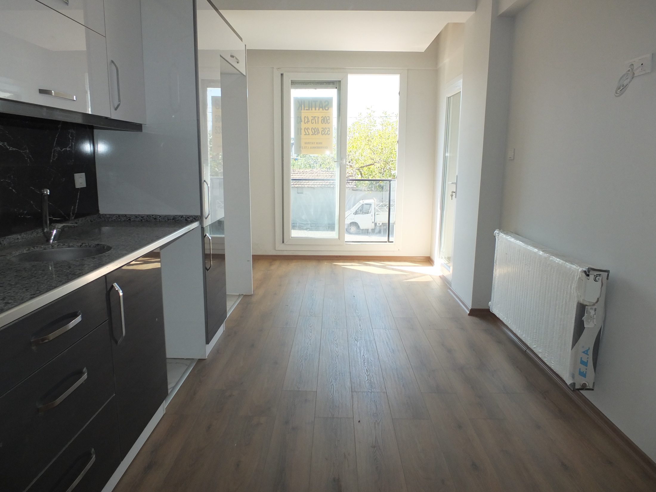 EFENDİ MAHALLESİ GENİŞ CADDE ÜZERİ 100 M2 2+1 SIFIR DAİRE 15
