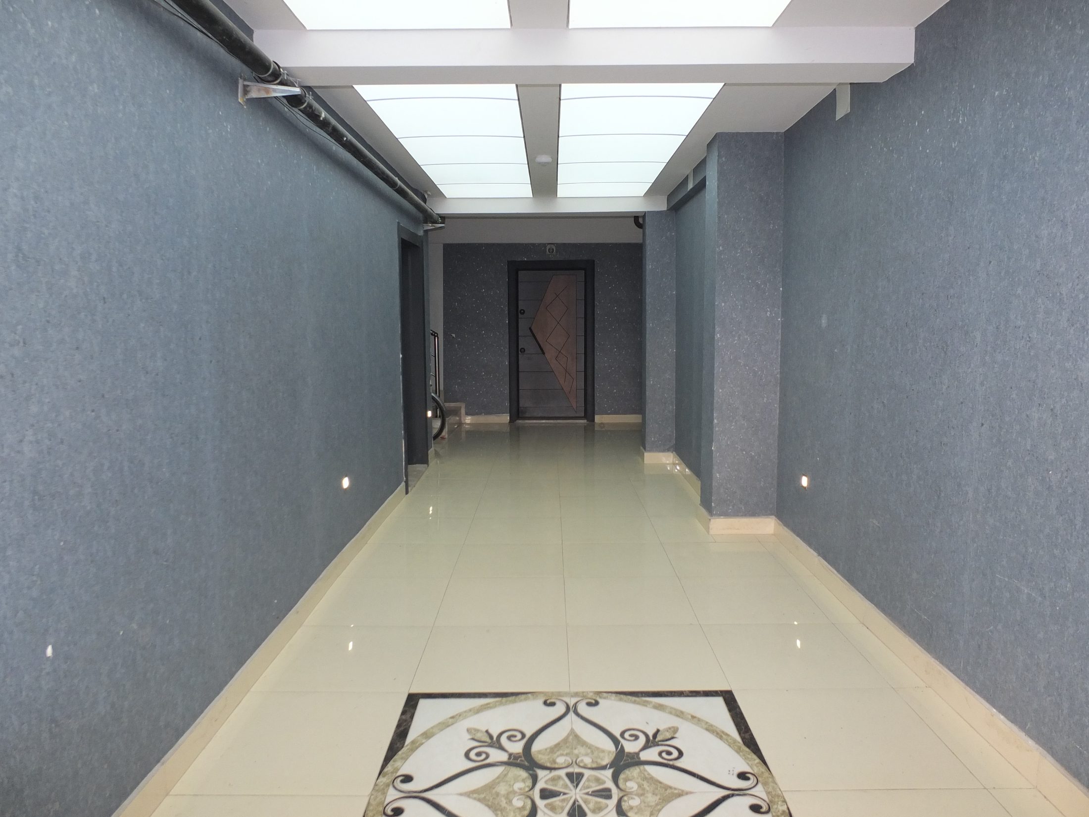 EFENDİ MAHALLESİ GENİŞ CADDE ÜZERİ 100 M2 2+1 SIFIR DAİRE 21