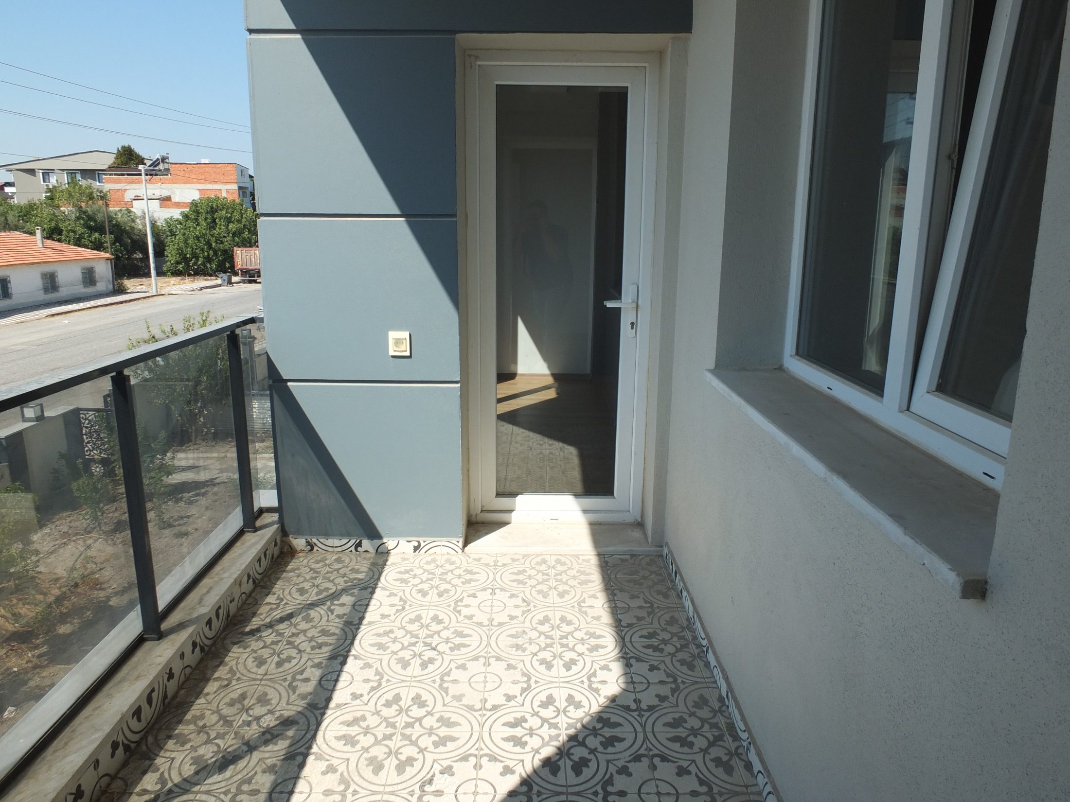 EFENDİ MAHALLESİ GENİŞ CADDE ÜZERİ 100 M2 2+1 SIFIR DAİRE 17
