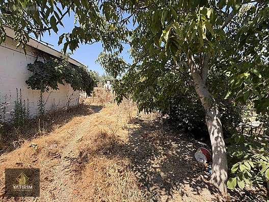 Cumhuriyet Mahallesi'nde Satılık Müstakil Ev ve Bahçesi 16